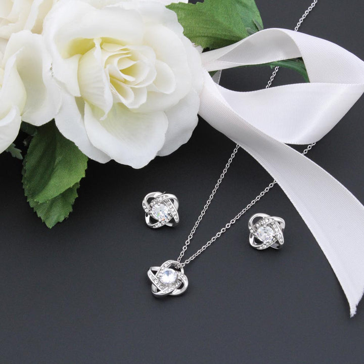 A mi mamá Fabulos, feliz día de la madre - Juego de aretes y collar Love Knot - ¡A ella le encantará este regalo!