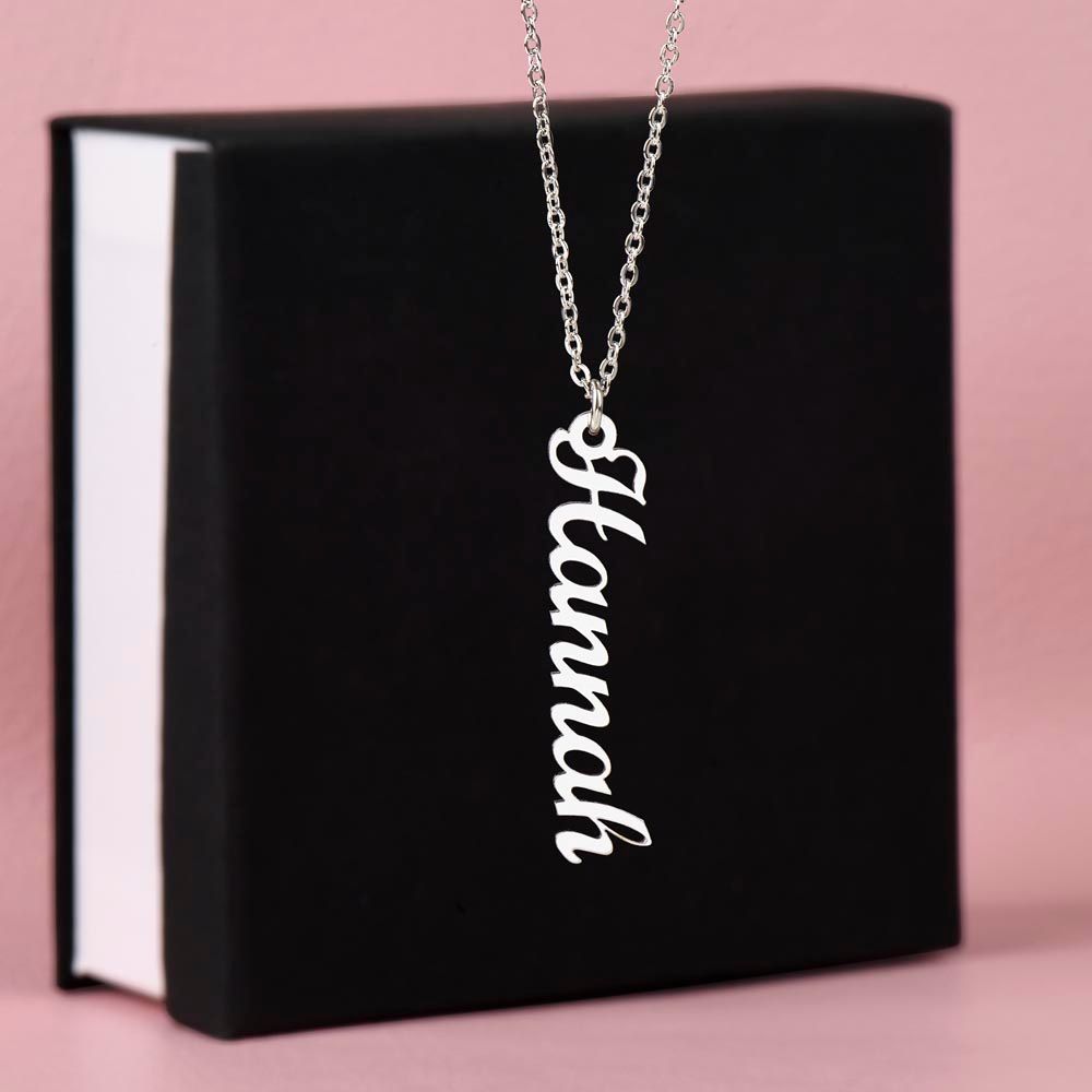 Collar con nombre vertical - PERSONALIZADO Verticalmente - No se puede obtener más "Personal" que TU nombre - ¡EL MEJOR regalo de todos!