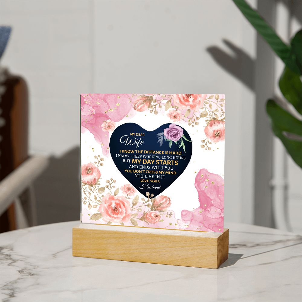 Hermosa placa cuadrada de acrílico con base de madera LED - Para tu querida esposa, de tu amado esposo - ¡Te extraño!